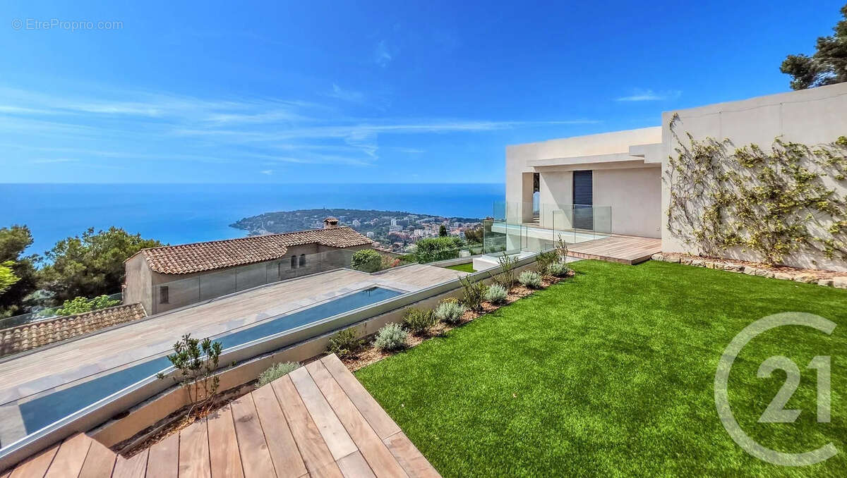 Maison à ROQUEBRUNE-CAP-MARTIN