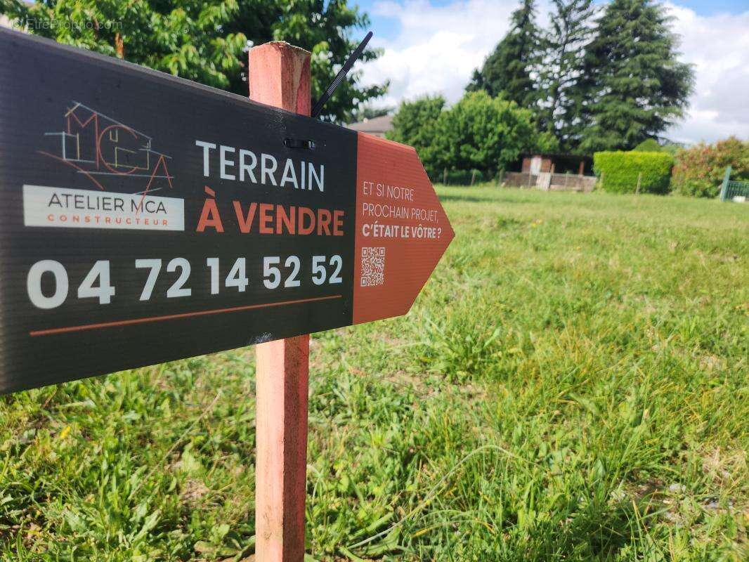 Communay terrain 600m2 viabilise + projet - photo 3