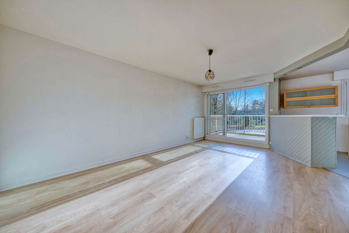 Appartement T3 - Longs Champs - photo 8