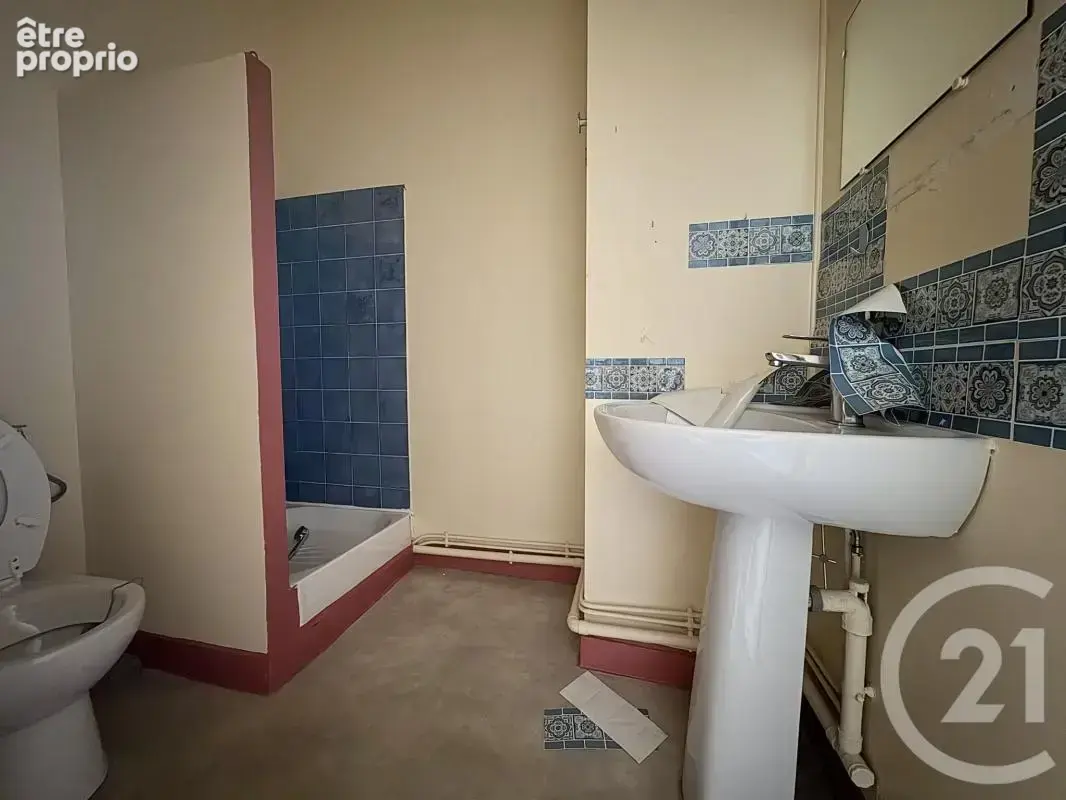 Appartement 297 m² à vendre à Limoges (87000) - photo 42