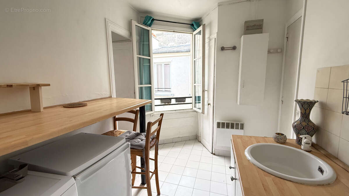 Appartement à PARIS-12E