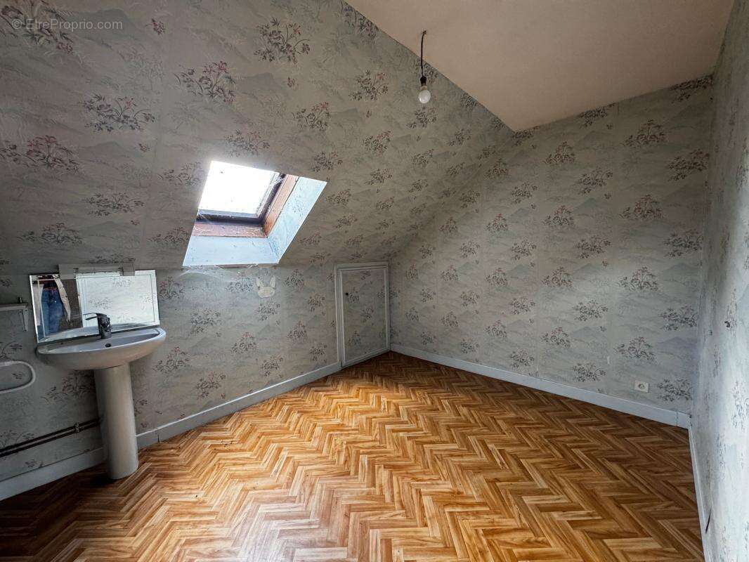 Maison de ville à vendre – 2 chambres – Idéal premier achat ou investissement - photo 4