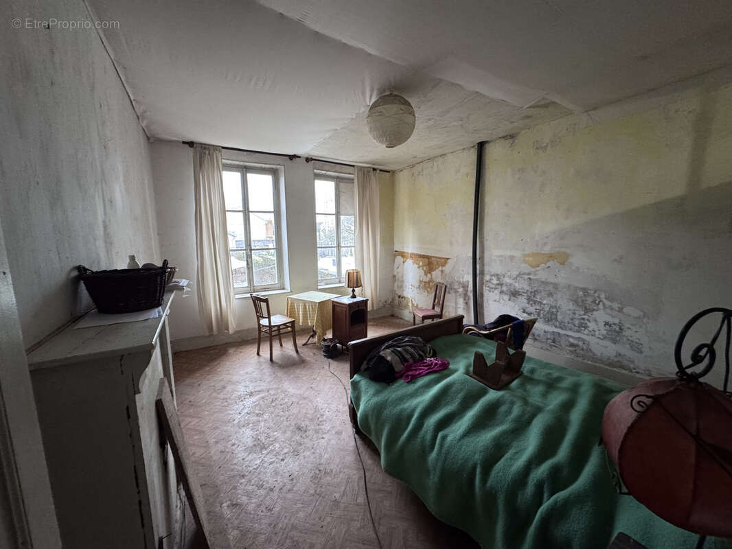 Appartement à LUXEUIL-LES-BAINS