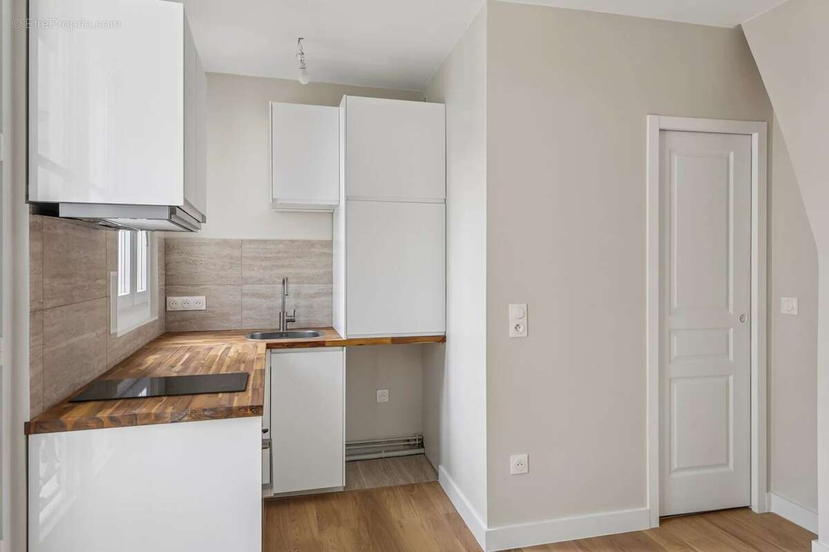 Appartement à PARIS-18E