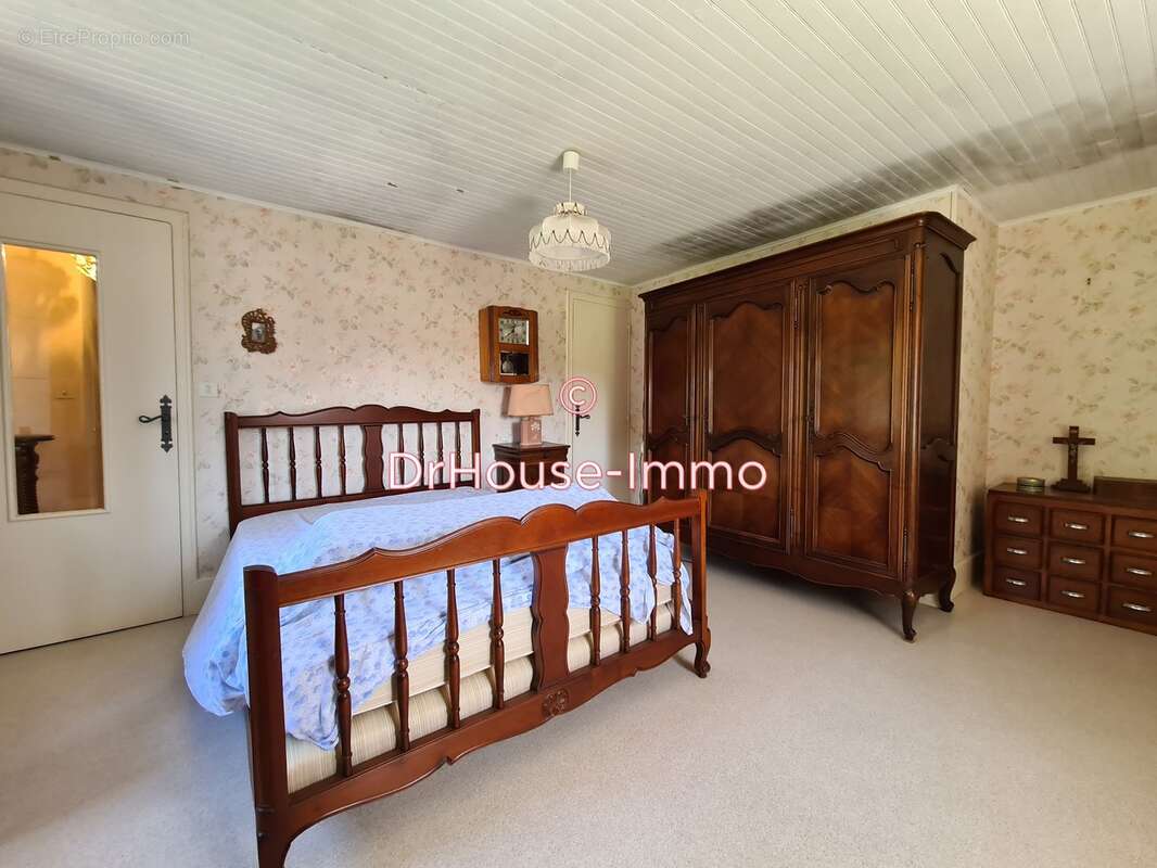 Maison 155 m² à Bournois  - photo 26