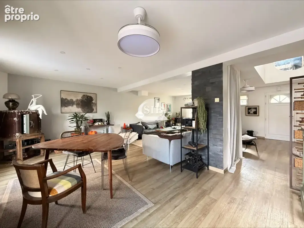 Maison 7 pièces 160 m² à vendre à La Ville-Du-Bois (91620) - photo 4