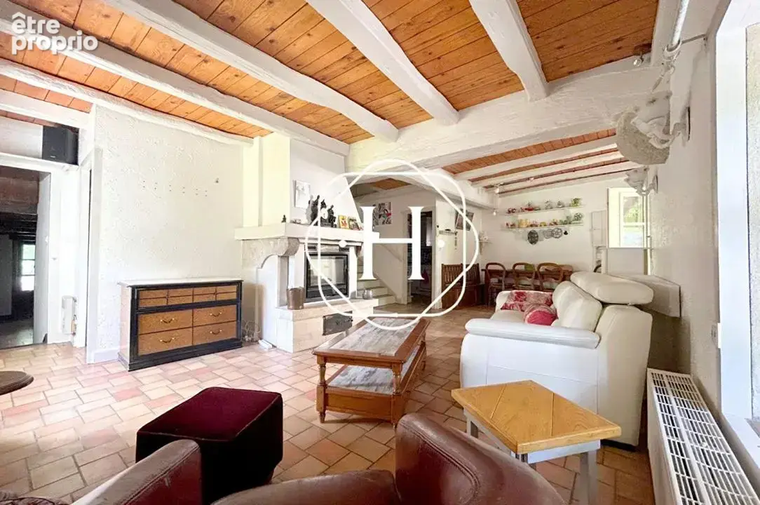 Maison 10 pièces 256 m² à vendre à Meillonnas (01370) - photo 9