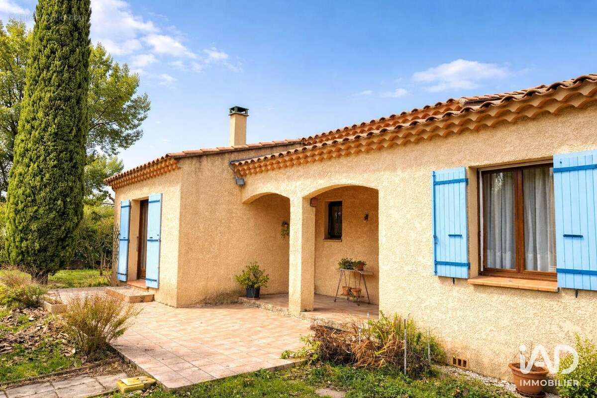 Photo 2 - Maison à PERNES-LES-FONTAINES