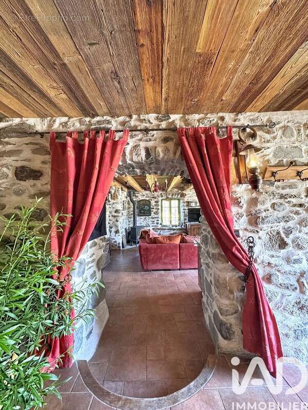 Maison 165 m² à Arenthon  - photo 3