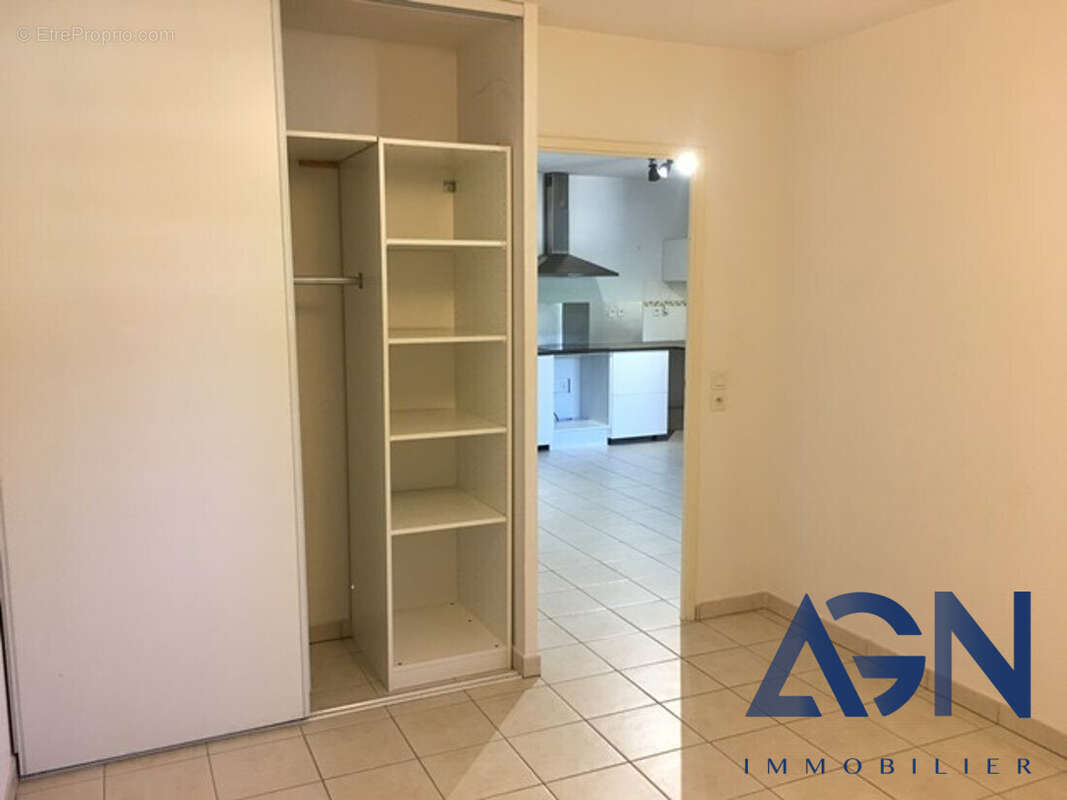 Appartement à MAUGUIO