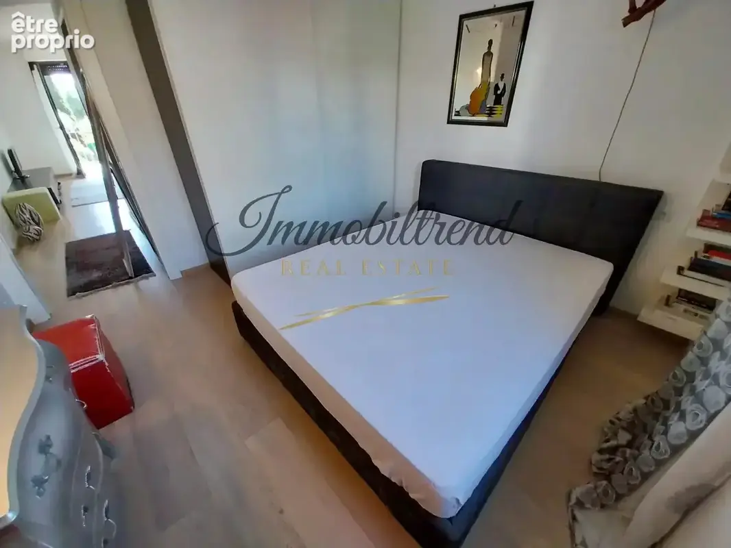 EXCLUSIVITE' !! - ROQUEBRUNE PLATEAU DU CAP MARTIN - Spacieux deux pièces traversant avec balcon, loggia, et cave - photo 13