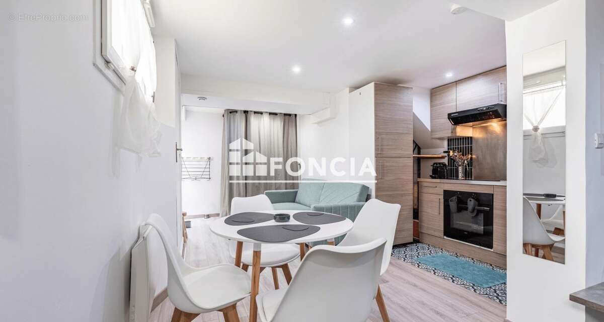 Appartement à CHEVILLY-LARUE