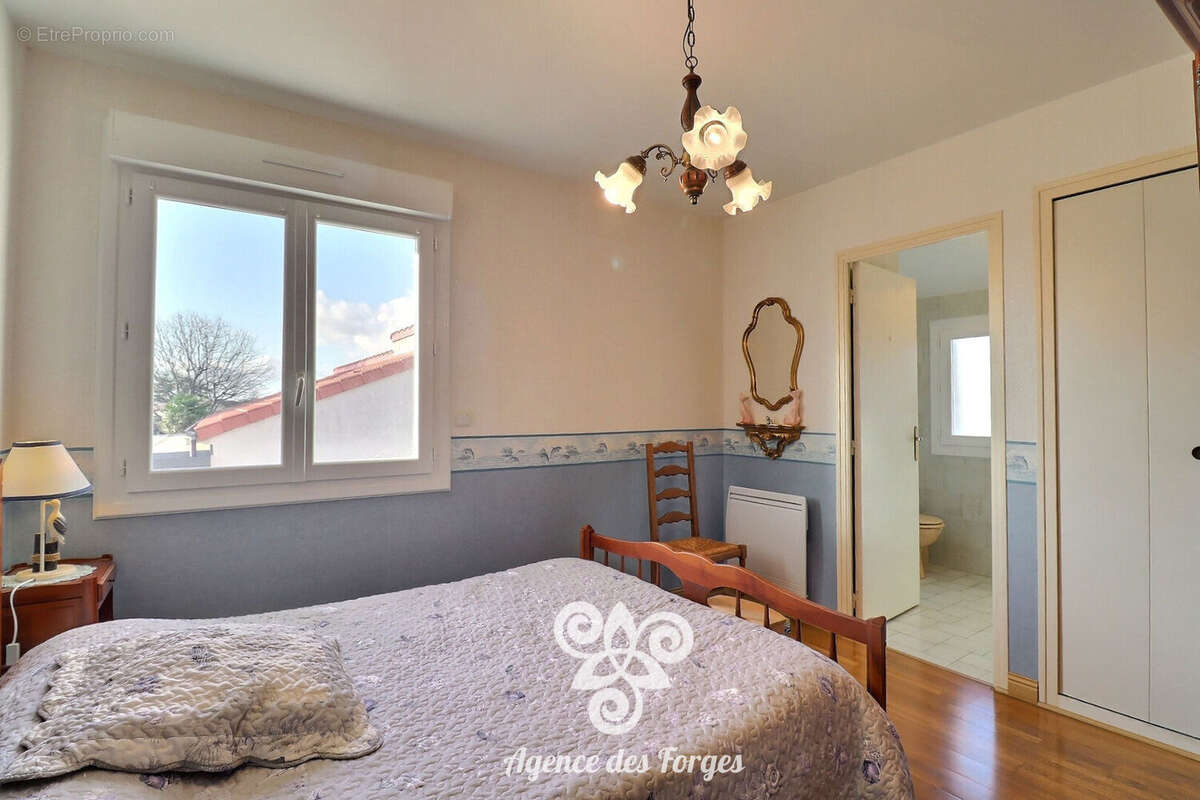 Maison à LE LANDREAU