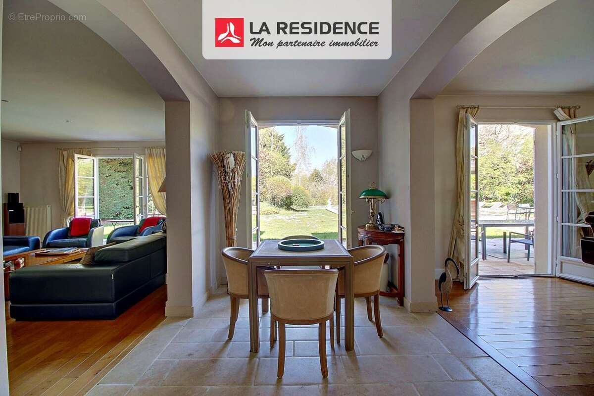 Maison à CHAMBOURCY