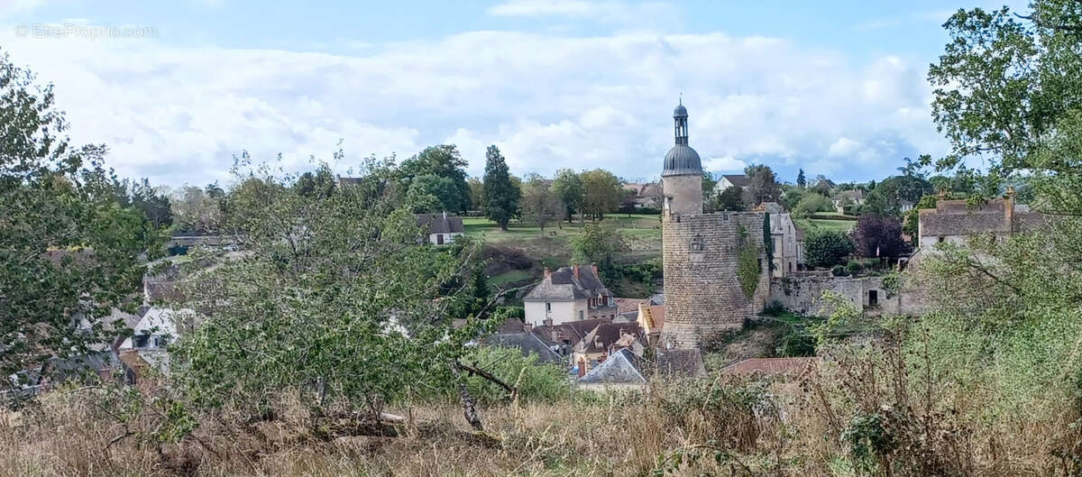 Maison à BOURBON-L&#039;ARCHAMBAULT
