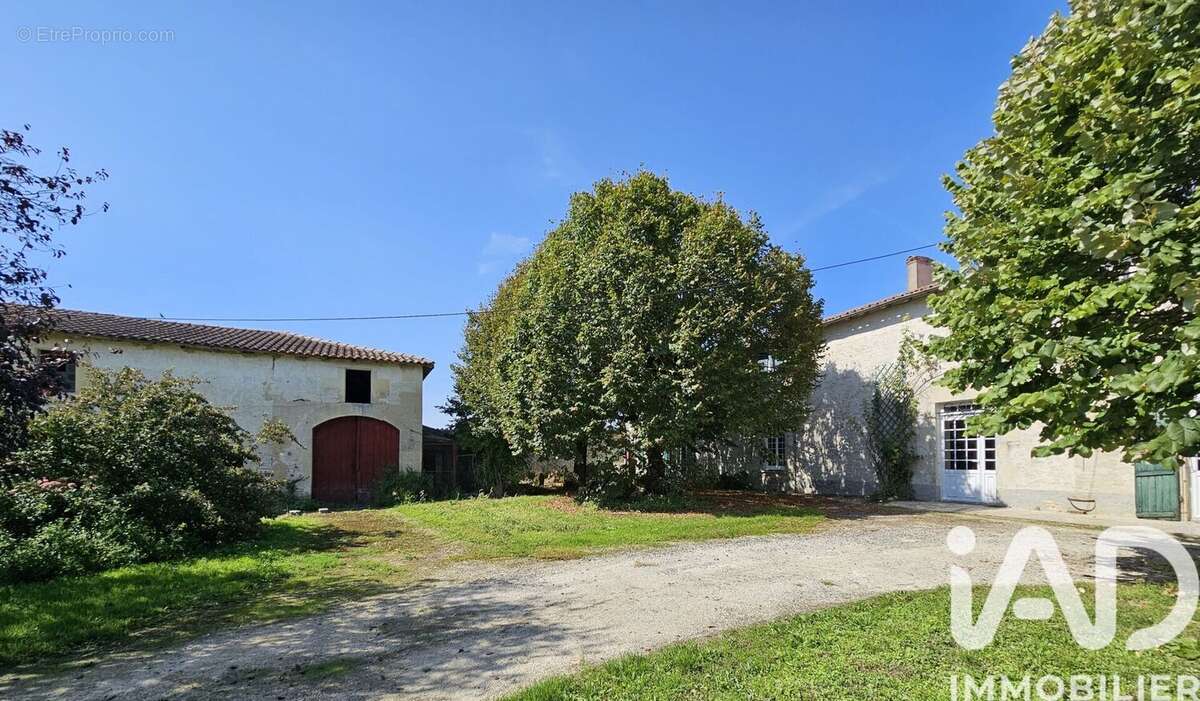 Maison 301 m² à Marigny  - photo 4