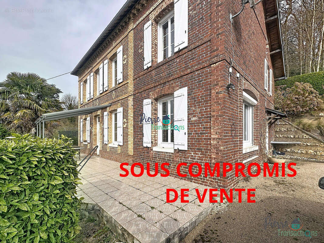 Maison à GRUCHET-LE-VALASSE