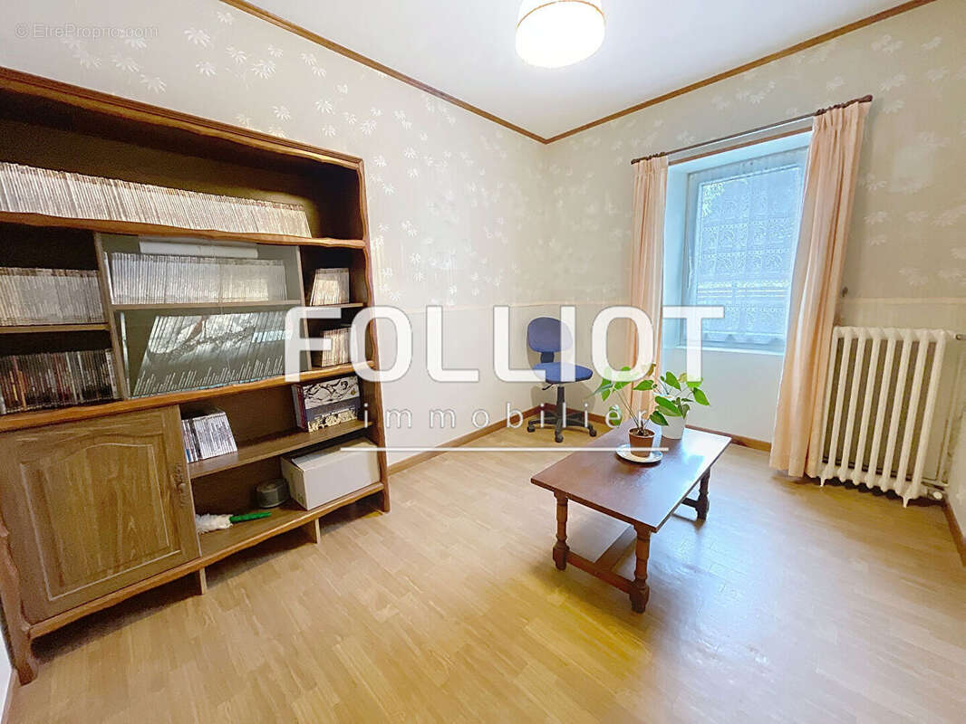 Maison à CLINCHAMPS-SUR-ORNE