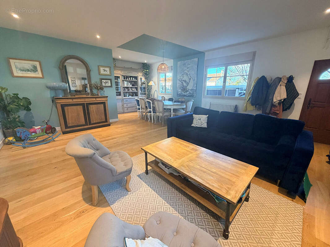 Maison à LA ROCHELLE