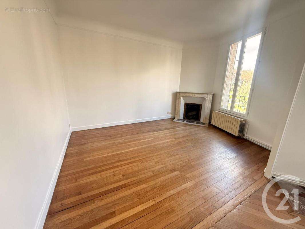 Appartement à FONTENAY-SOUS-BOIS