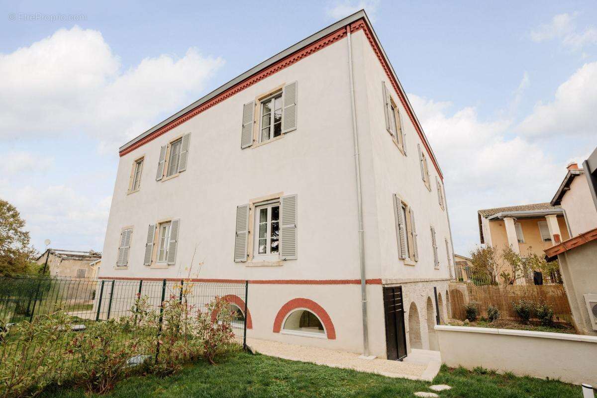 Appartement à SOLAIZE