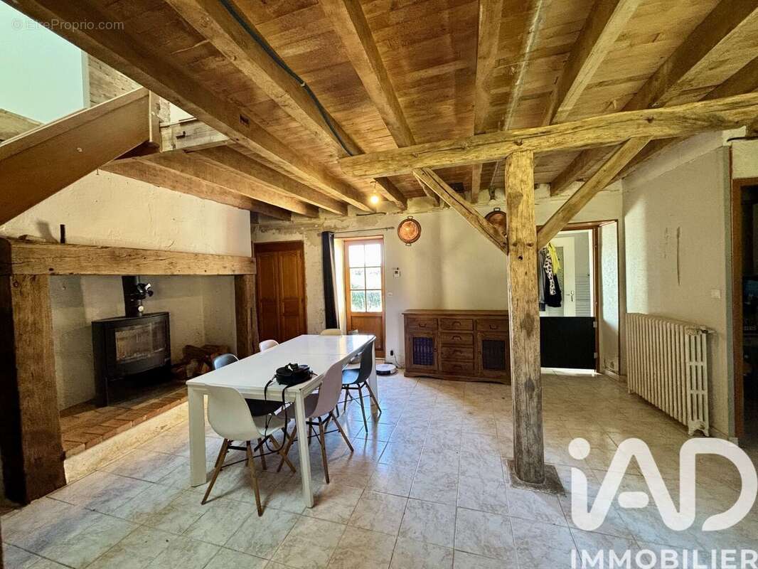 Photo 6 - Maison à ARCHIGNAC