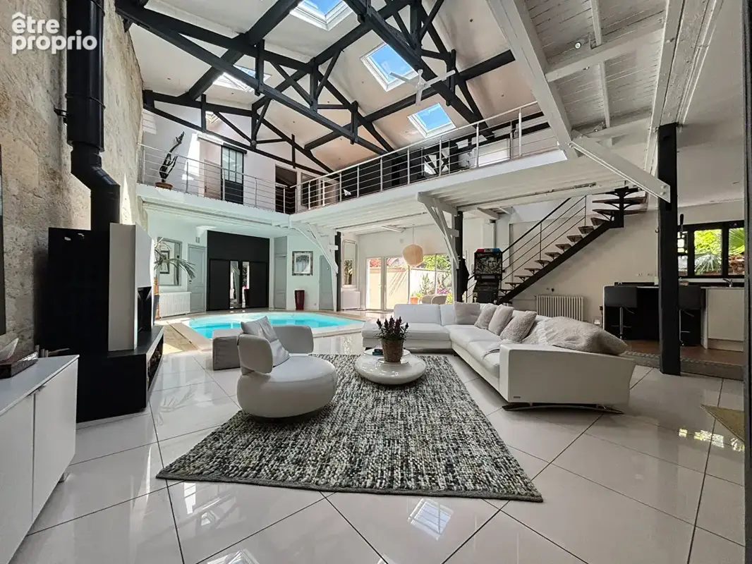 Loft exceptionnel avec piscine - Chartrons - photo 16