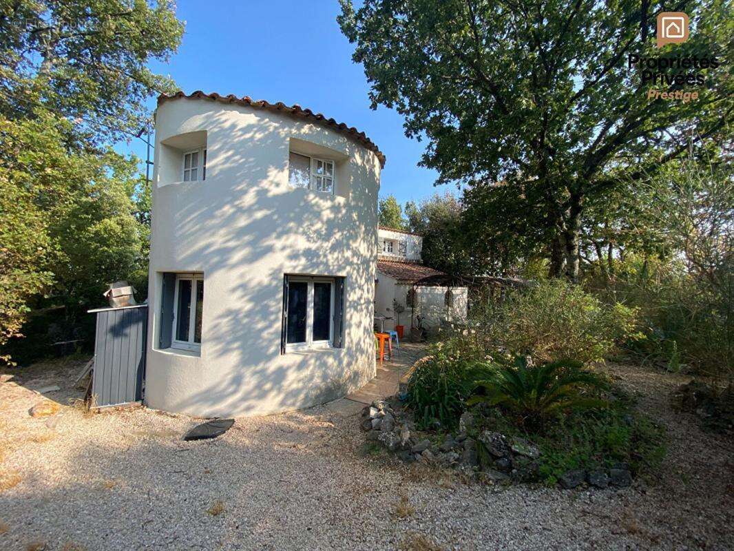 Maison à BRAS