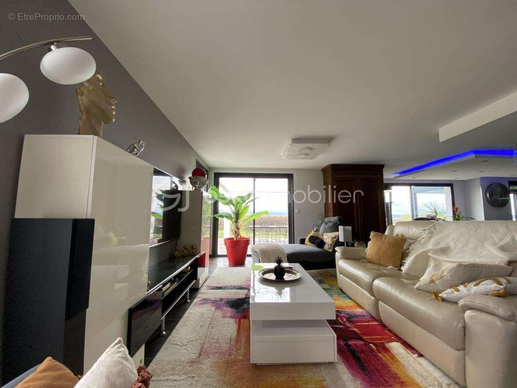 Maison à LA REDORTE