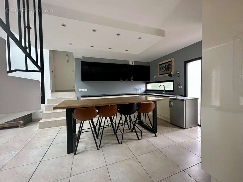 Maison à GIF-SUR-YVETTE