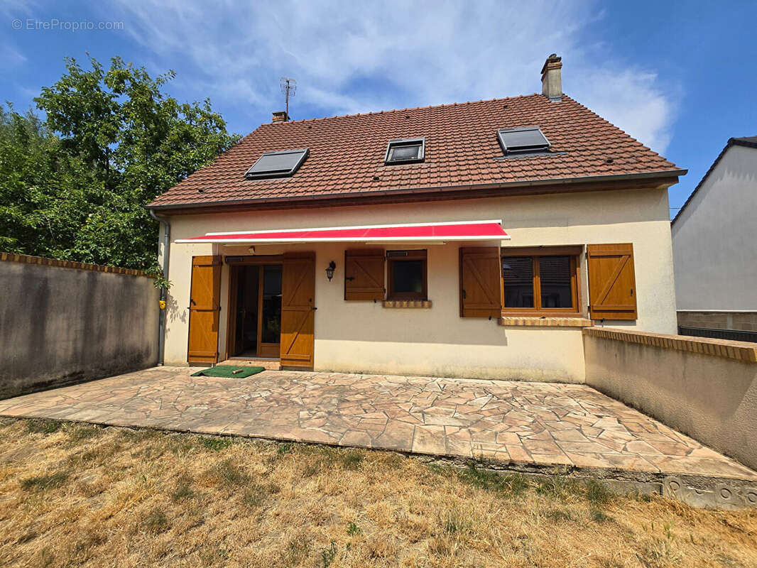 Maison 6 pièces a vendre - sainte geneviève des bois - photo 11