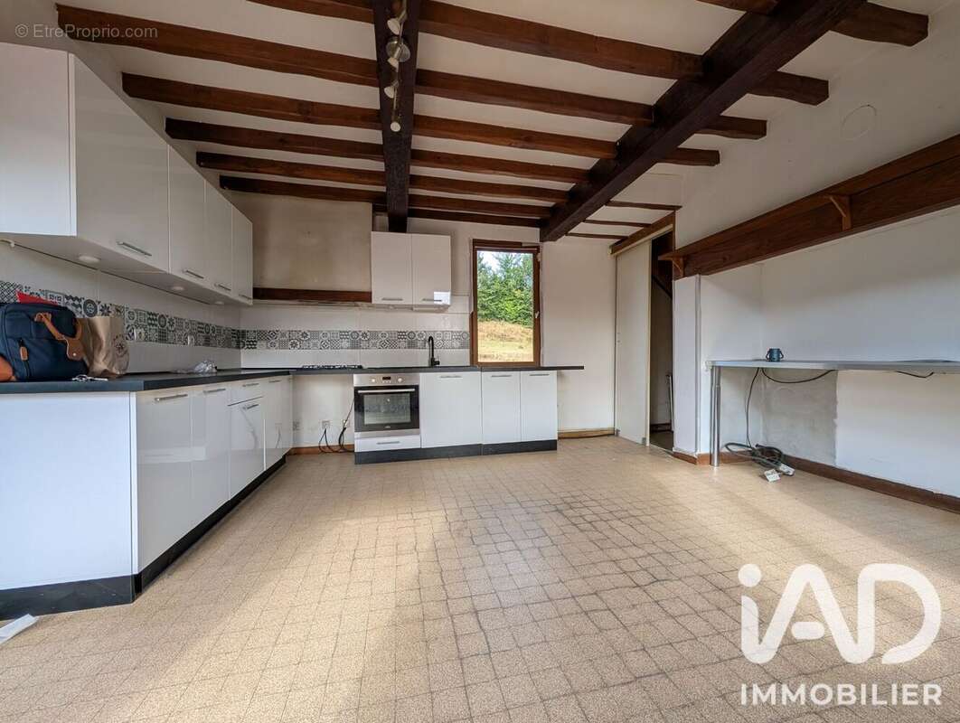 Maison 103 m² à Haudricourt  - photo 4