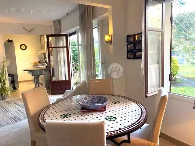 Maison à LE BOUSCAT