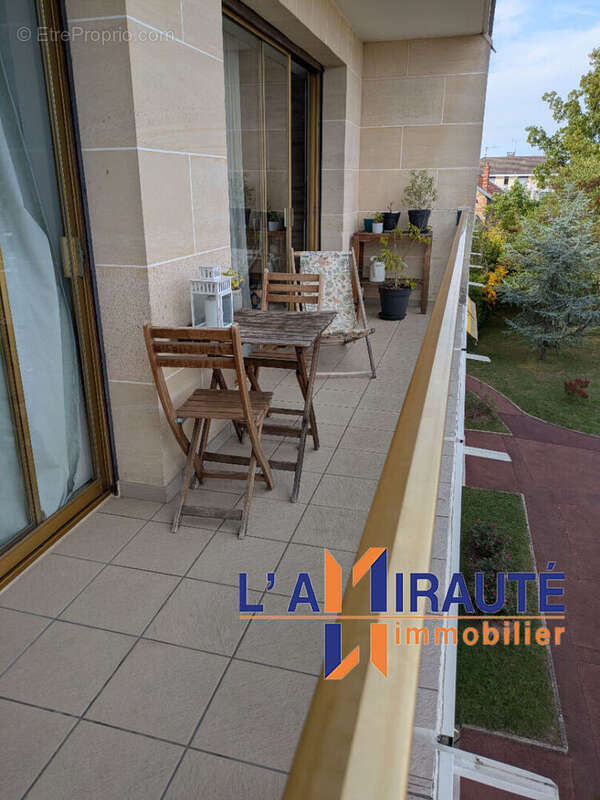 Appartement à MAISONS-LAFFITTE