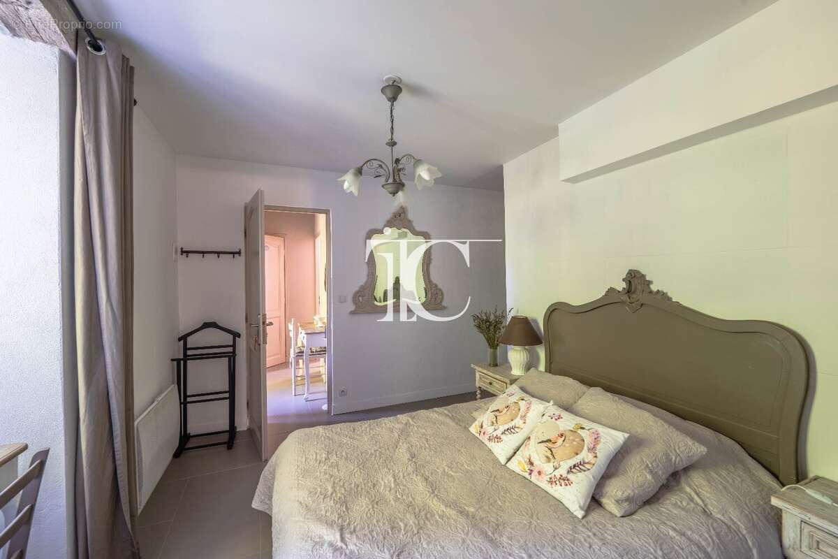 Maison à LABLACHERE