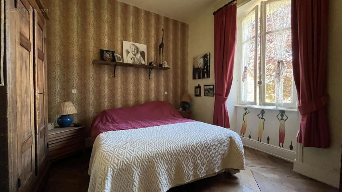 Maison à SAINT-DIDIER-SUR-ARROUX