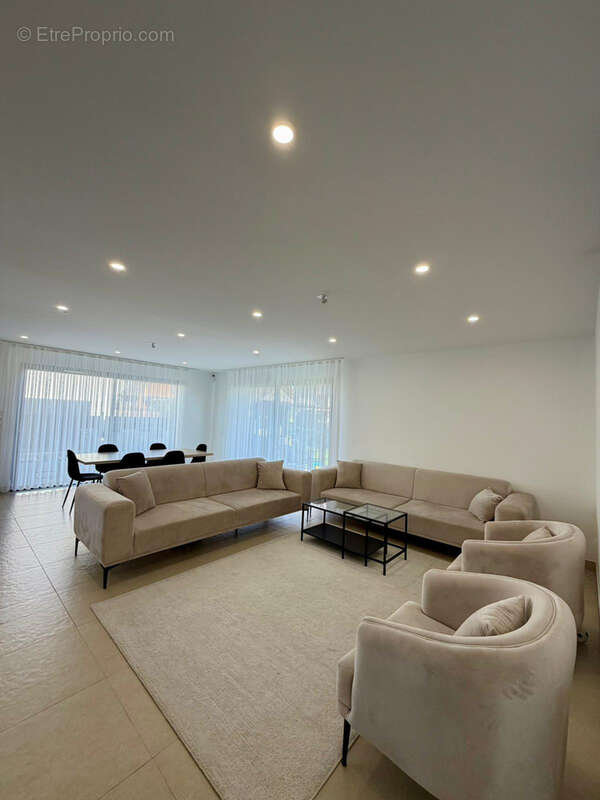 Maison à SAINTE-CROIX-EN-PLAINE