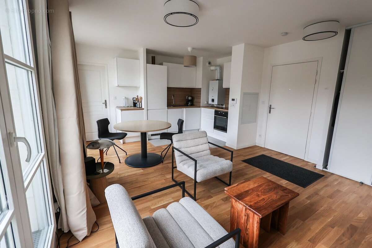 Appartement à LAMORLAYE
