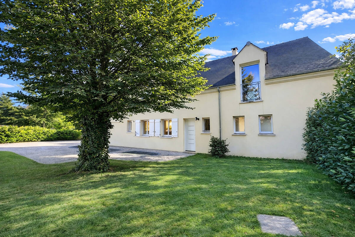 Maison à LAMORLAYE