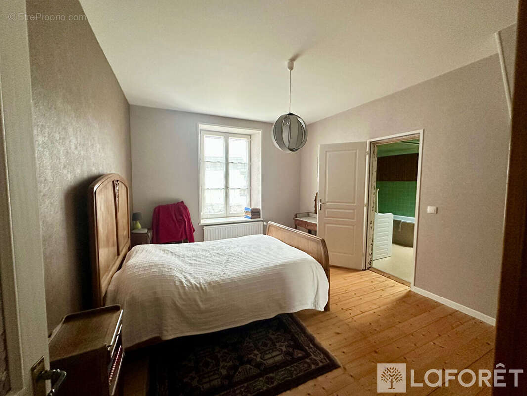 Maison à BAINS-LES-BAINS