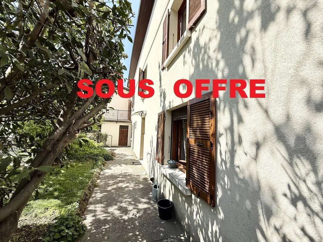 Maison à FONTAINE