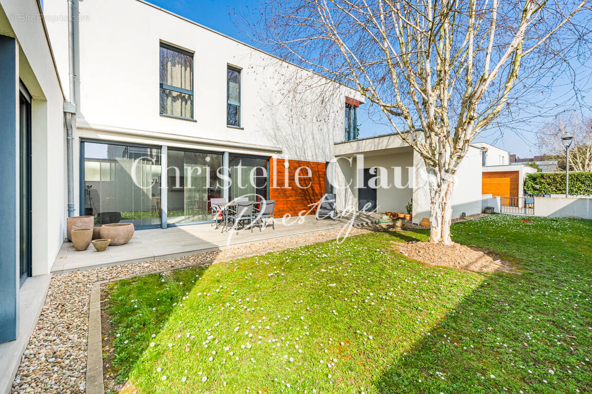 Maison à OBERHAUSBERGEN