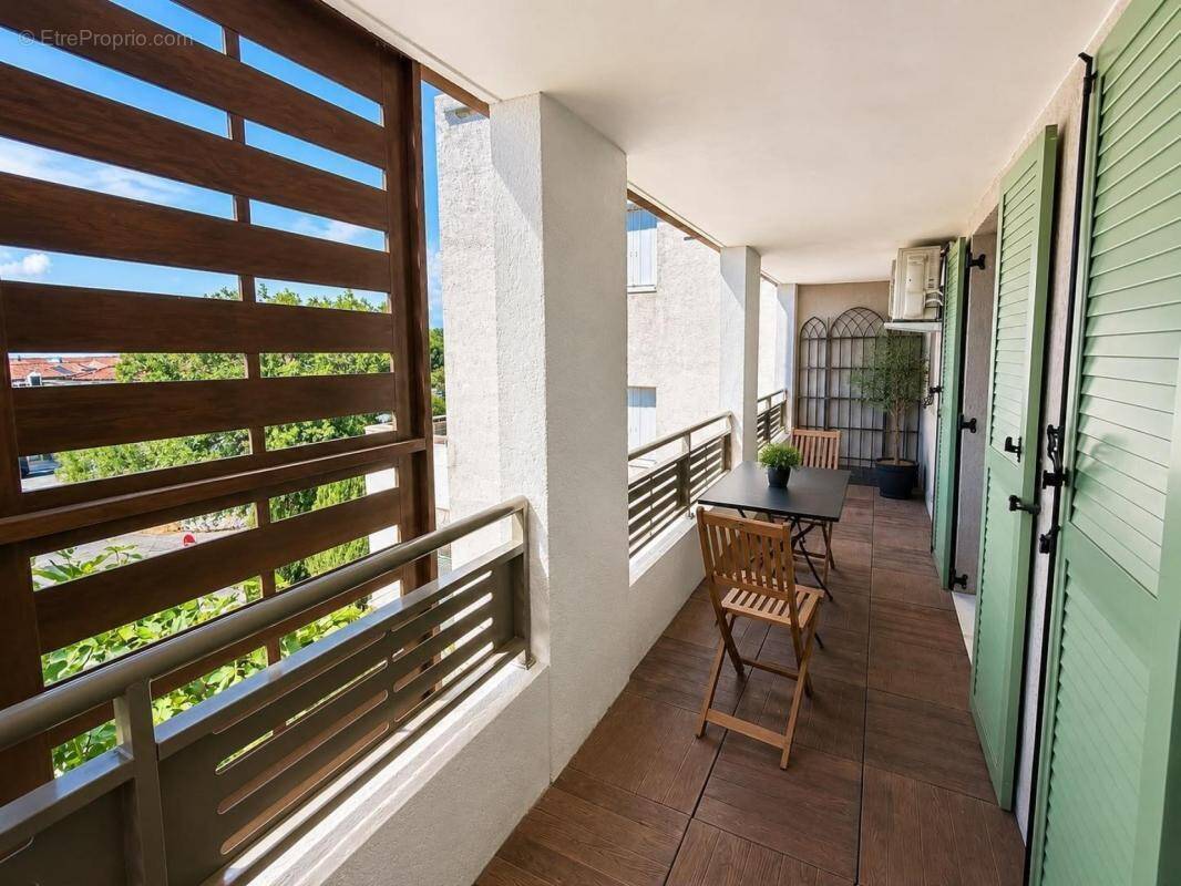 Appartement à FREJUS
