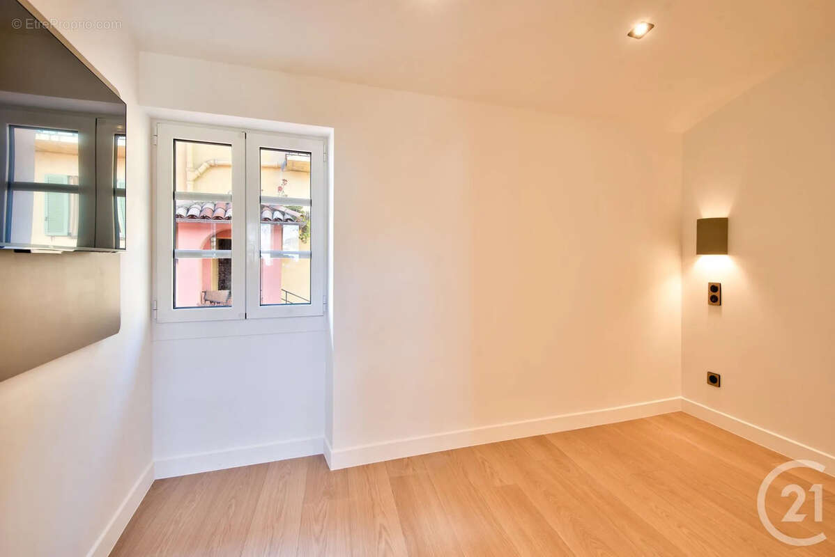 Appartement à MENTON