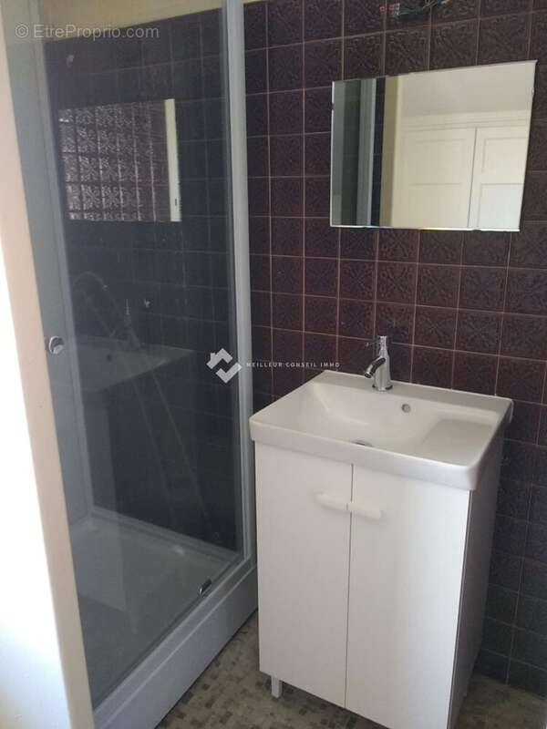 Maison 227 m² à Cluses  - photo 6