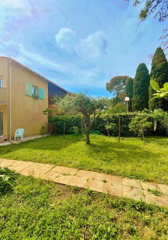 Appartement à VILLENEUVE-LOUBET