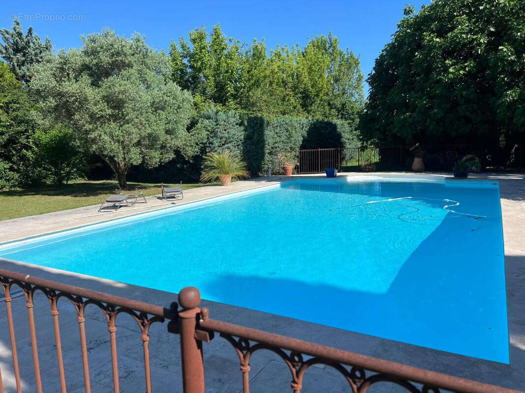 Maison à PIOLENC