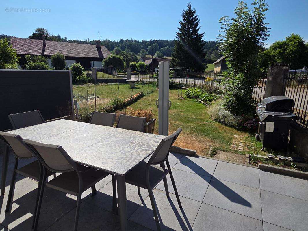 Appartement à MAICHE