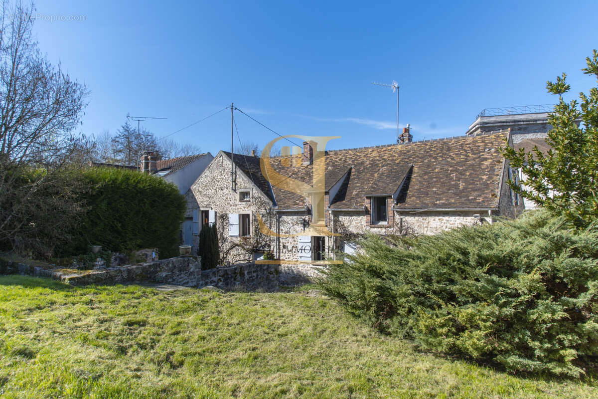 Maison à BREUX-JOUY