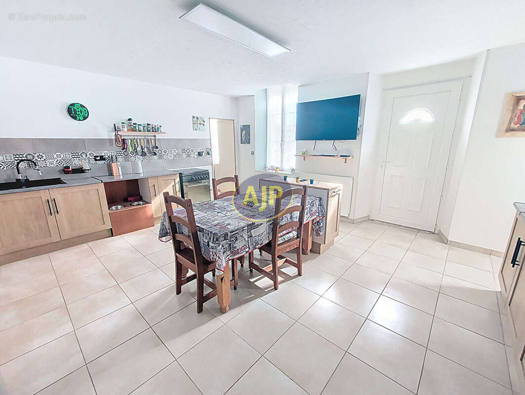 Maison à SAINT-YZANS-DE-MEDOC